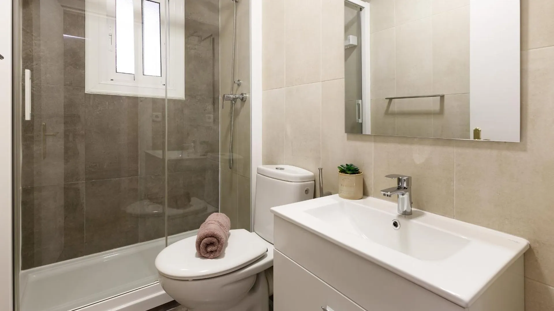 Mercat Sant Antoni 4 Barcelona Apartment